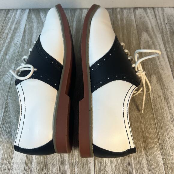 Eastland Sadie Saddle Shoes Black & White Retro 50s Pinup Style US 8 Women Cheer - Picture 10 of 13